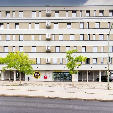B&B Hotel Landshut מלון