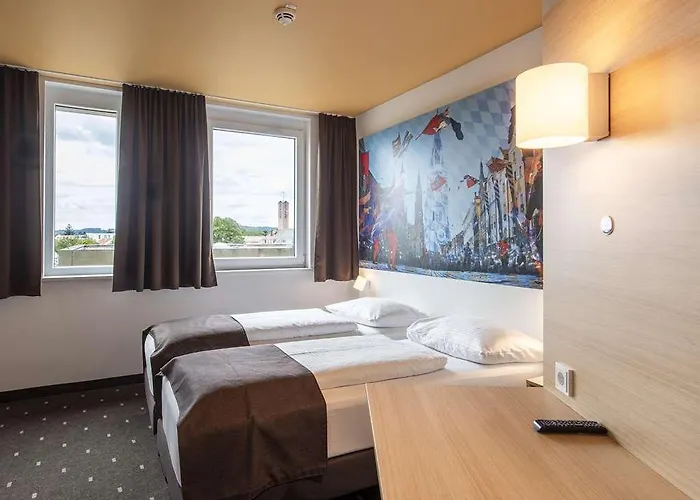 B&B Hotel Landshut מלון *